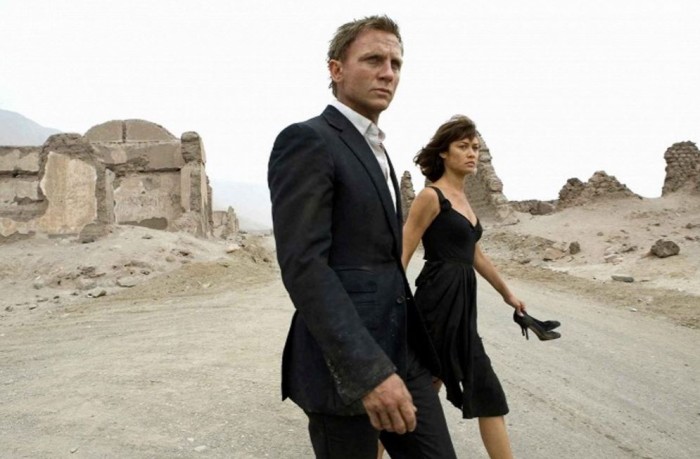 Daniel Craig a Olga Kurylenko ve filmu Quantum of Solace (2008)